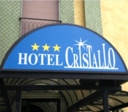 Hotel Cristallo Новара Екстер'єр фото