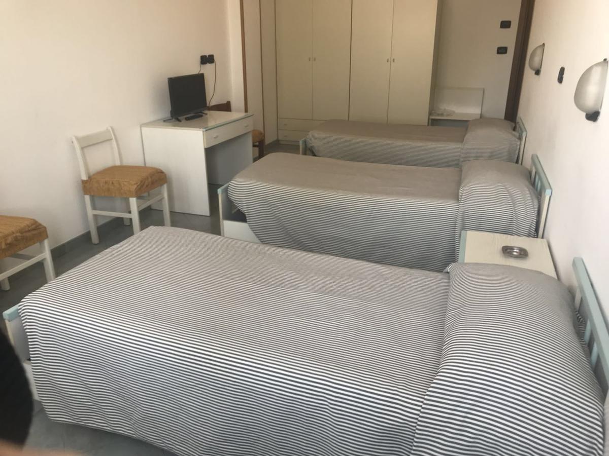 Hotel Cristallo Новара Екстер'єр фото